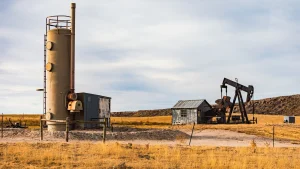 Oil storage and pumping station